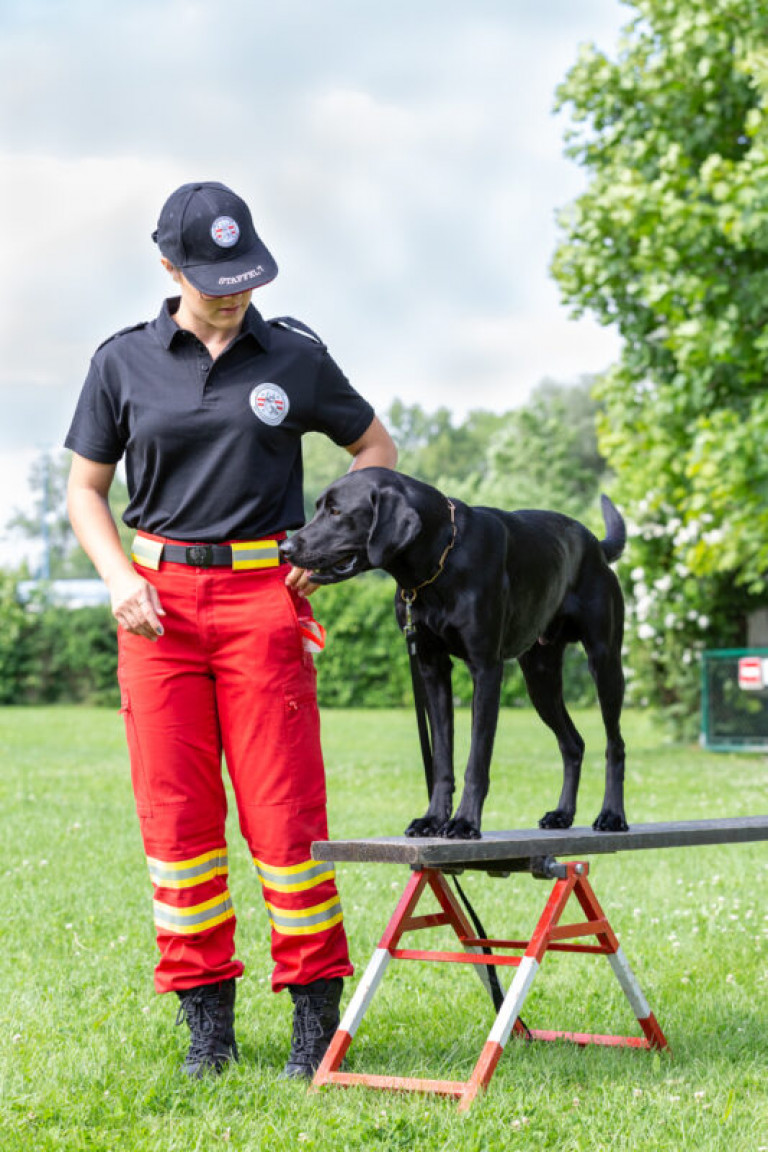 Rettungshunde_oegv_Schwanenstadt_Training_Juni22-7_small