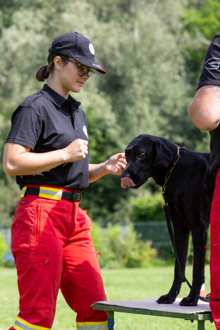 Rettungshunde_oegv_Schwanenstadt_Training_Juni22-44_small